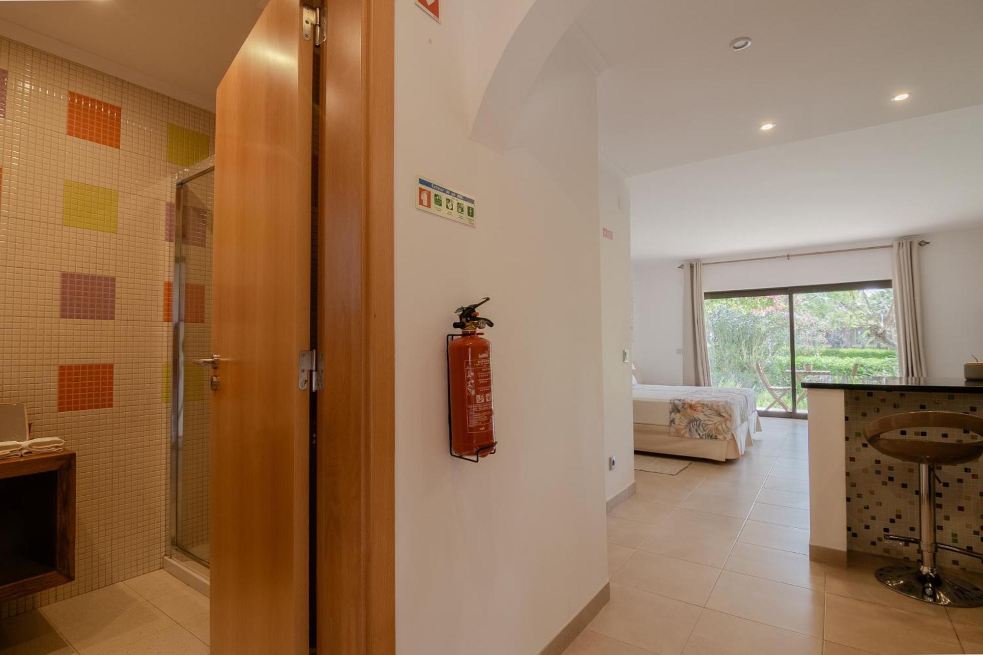 Coastal Retreat With Pool And Beach Access By Drago Rentals 阿尔布费拉 外观 照片